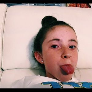 Meet your Posher, Leah